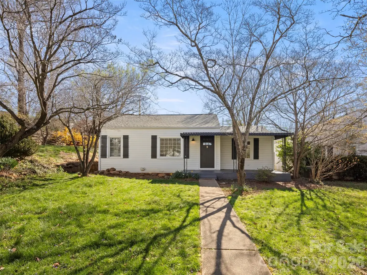 9 S Woodward Avenue, Asheville, NC 28804 - #1