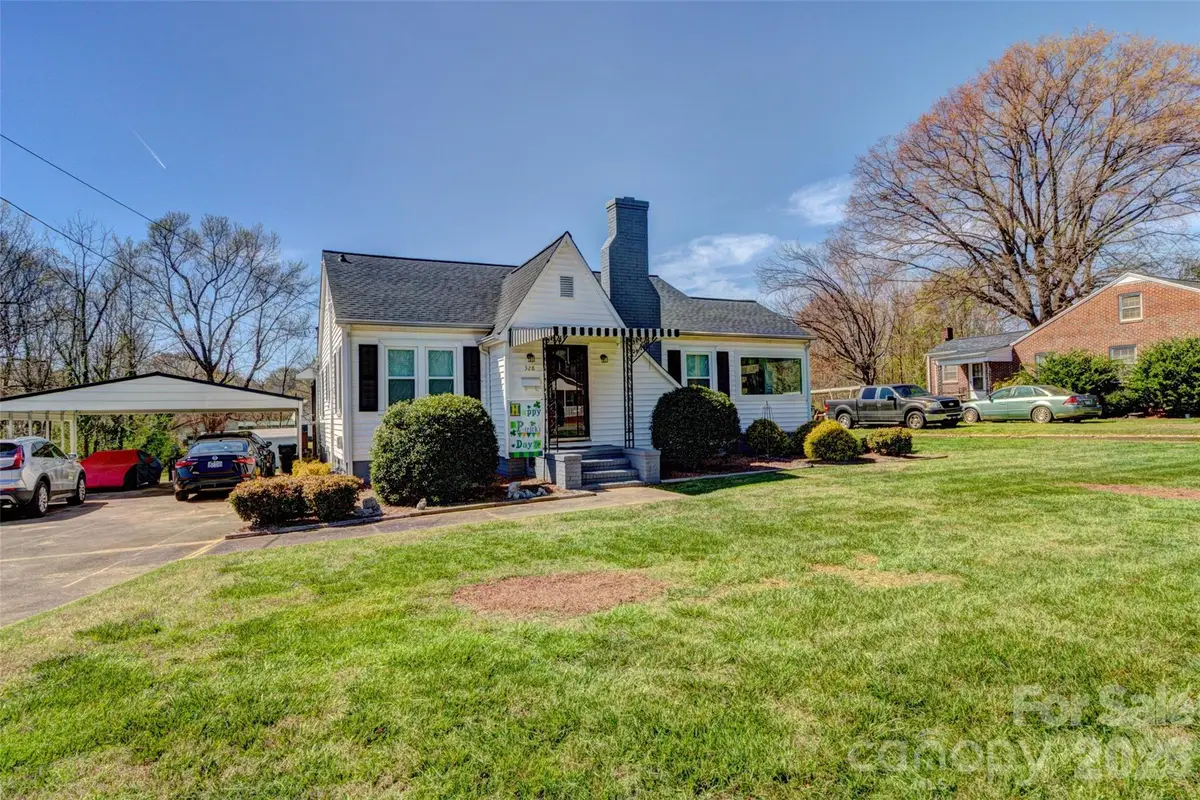 328 S Pink Street, Cherryville, NC 28021 - #1