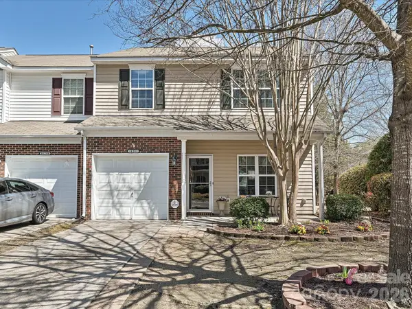 14242 Tamarack Drive, Charlotte, NC 28278