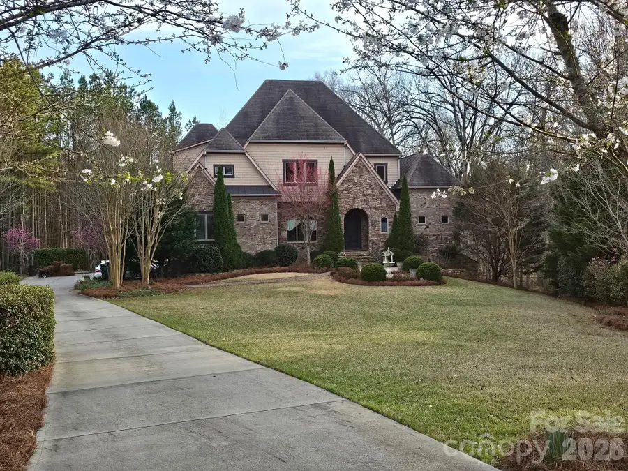 9222 Woodhall Lake Drive, Waxhaw, NC 28173 - #2