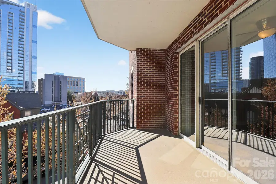 300 W 5th Street W #413, Charlotte, NC 28202 - #2