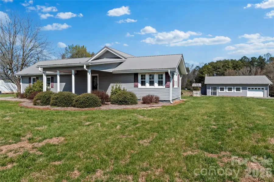 613 Nc 67 Highway, Boonville, NC 27011 - #2