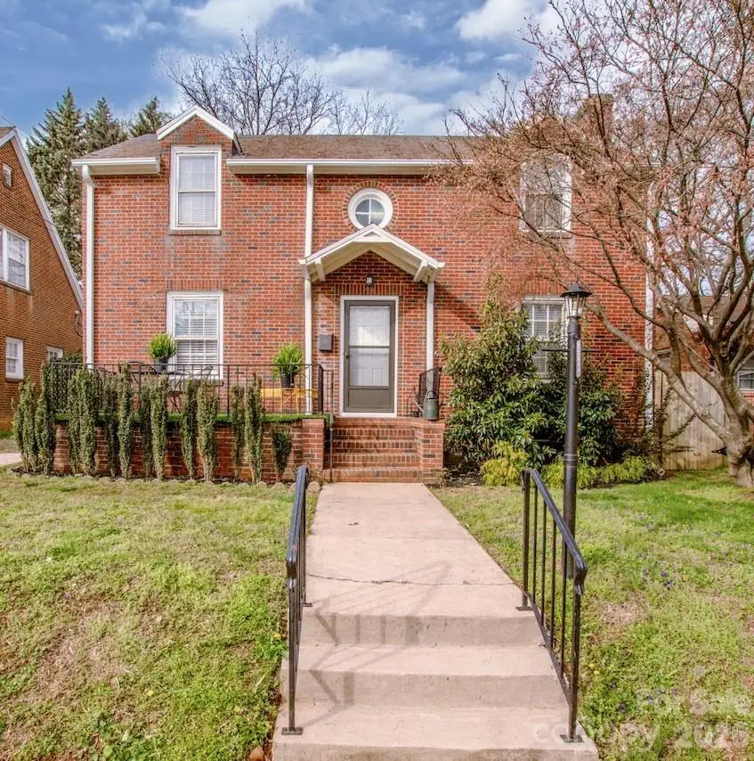 416 S Race Street, Statesville, NC 28677 - #3