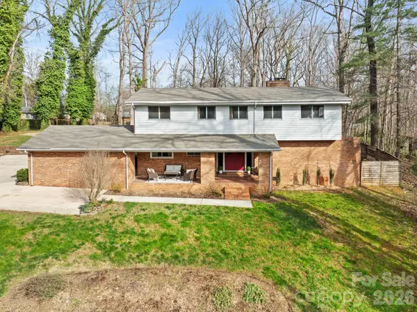 5313 Montevista Drive, Greensboro, NC 27407