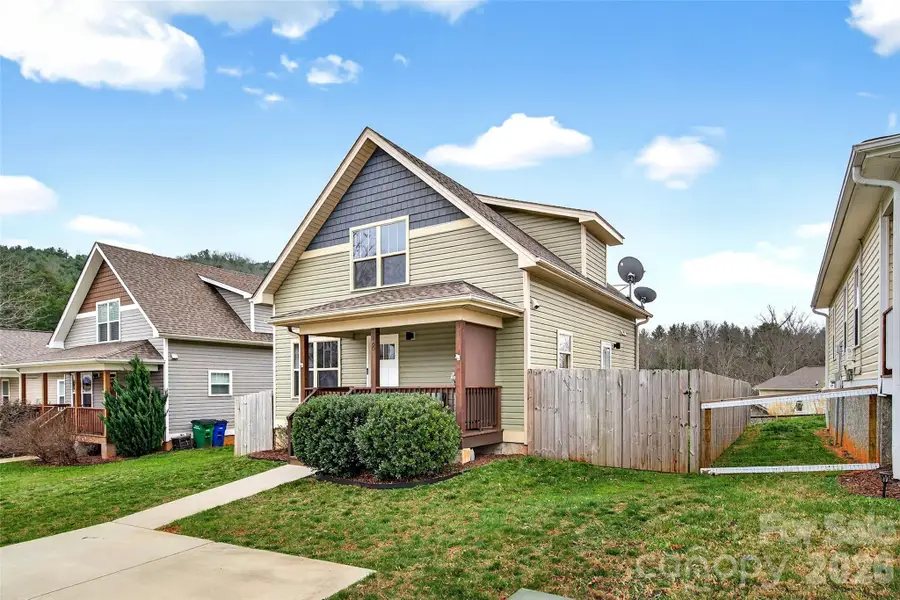 18 Yarrow Meadow Drive, Weaverville, NC 28787 - #3