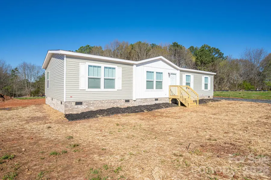 808 W Eagleview Lane, Lawndale, NC 28090 - #3