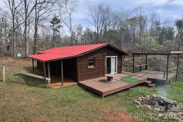 365 Hillbilly Lane, Mill Spring, NC 28756