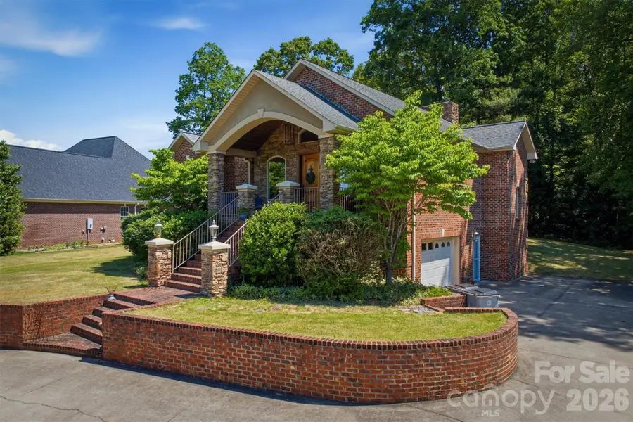 405 Golfview Court, Lenoir, NC 28645 - #2