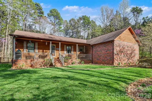 2199 Coddle Creek Highway, Mooresville, NC 28115