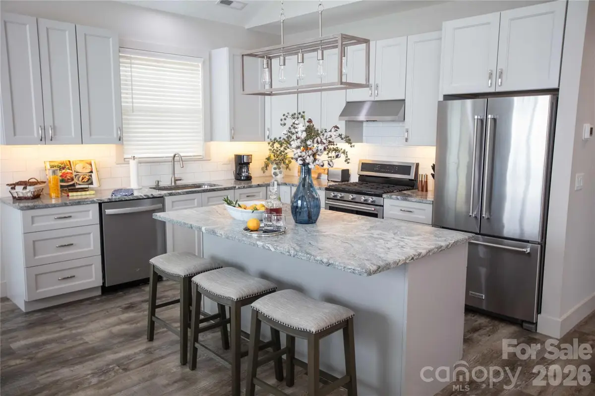 37 S Edgewood Road, Asheville, NC 28803 - #1