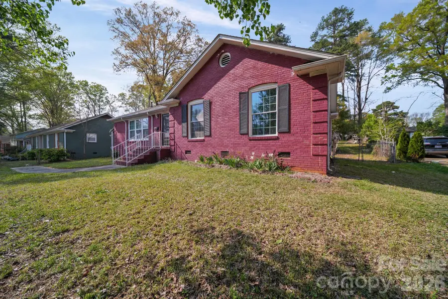 5833 Amity Place, Charlotte, NC 28212 - #2