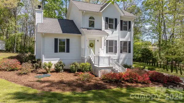 1270 Berra Place, Hickory, NC 28602