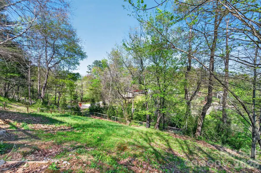 8 Blue Sky Drive, Leicester, NC 28748 - #3