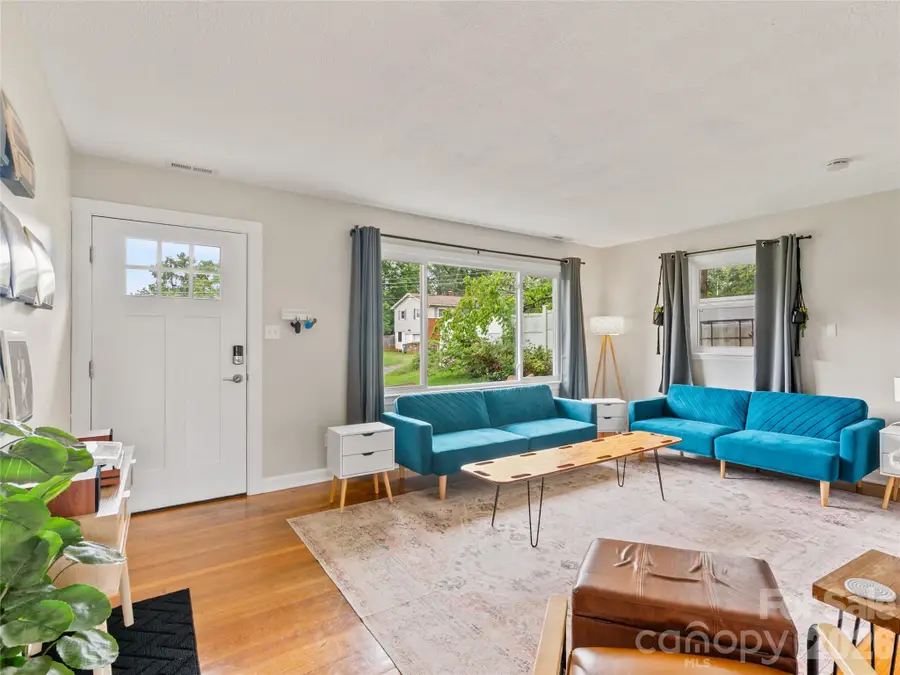 11 Oakley Dogwood Drive, Asheville, NC 28803 - #3