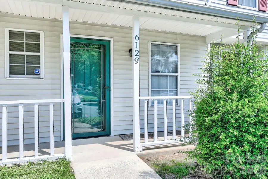 6129 Windsor Gate Lane, Charlotte, NC 28215 - #3