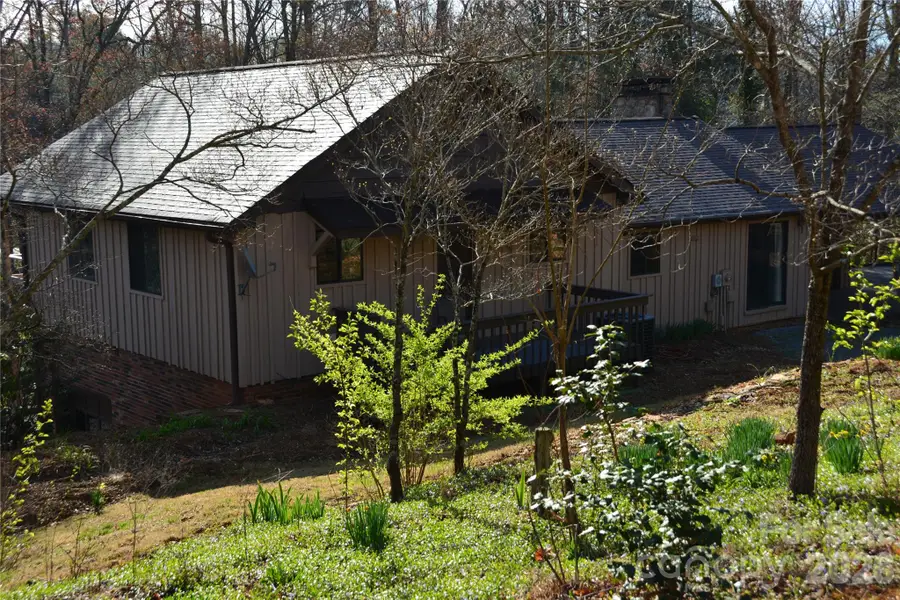 2305 Airport Road, Marion, NC 28752 - #2