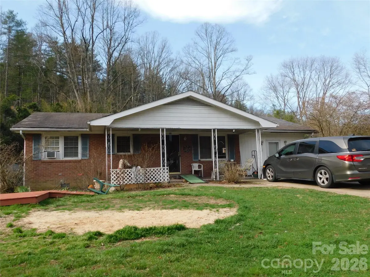 124 Jeff Street, Hendersonville, NC 28739 - #1