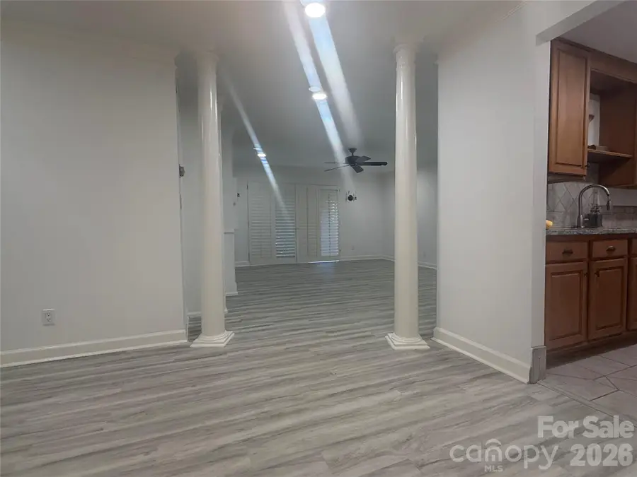 1323 Queens Road, Charlotte, NC 28207 - #3