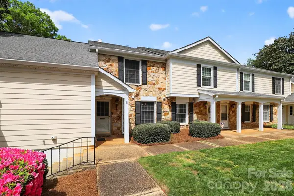 7124 Quail Meadow Lane, Charlotte, NC 28210