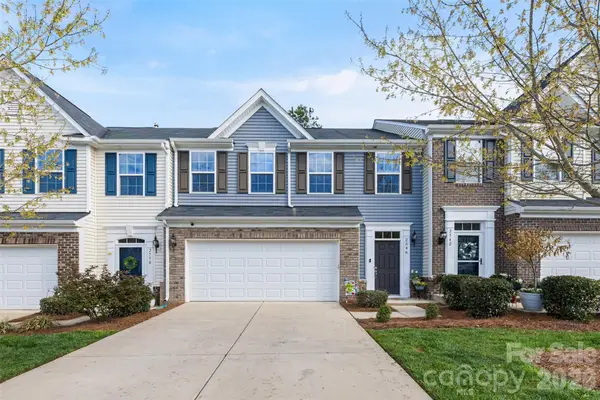 2546 Norman Isle Drive, Denver, NC 28037