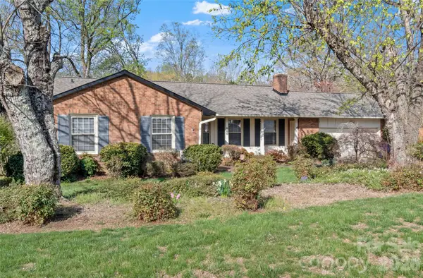 800 Weavil Road, Kernersville, NC 27284