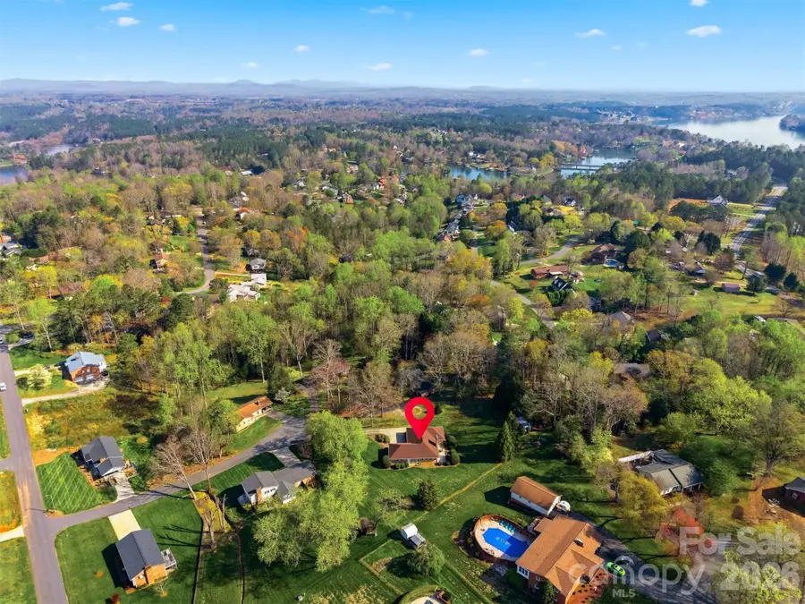 5523 Pine Lake Court, Hickory, NC 28601 - #3