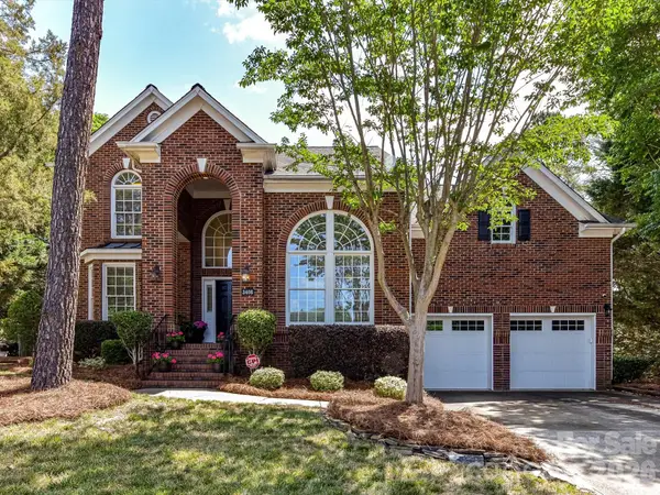 3406 Abbey Hill Lane, Charlotte, NC 28210
