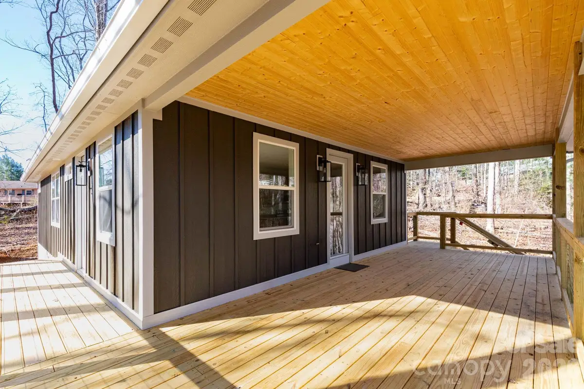 137 E Arbutus Trail, Hendersonville, NC 28792 - #1