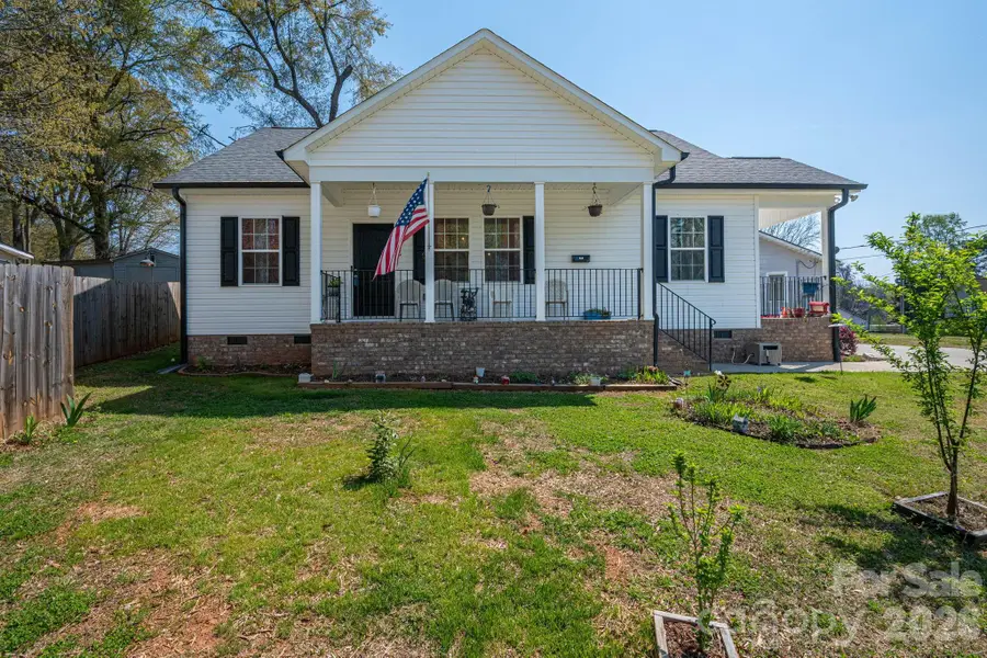 209 Wood Street, Mount Holly, NC 28120 - #3