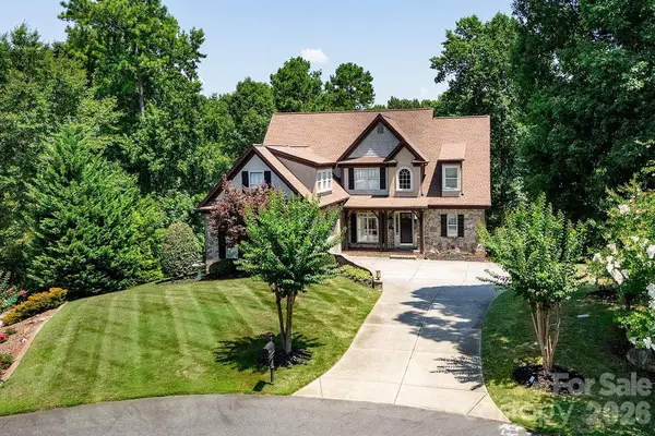 394 Stone Cliff Lane, Lake Wylie, SC 29710