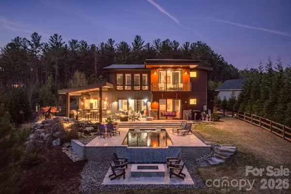 2063 W Bluewater Drive, Morganton, NC 28655