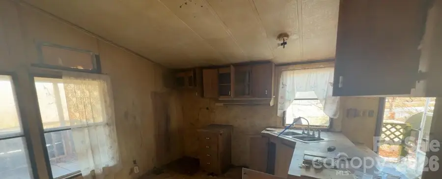 637 Clearview Drive, Hendersonville, NC 28792 - #3