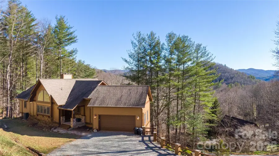 446 Windridge Drive, Sugar Grove, NC 28679 - #2