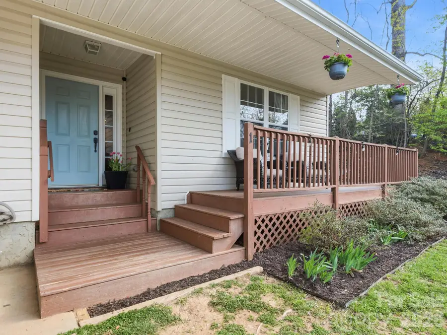 1 Mosers Place, Candler, NC 28715 - #3