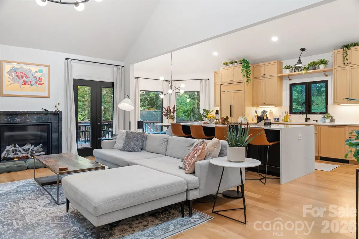 5123 Randolph Road, Charlotte, NC 28211 - #1