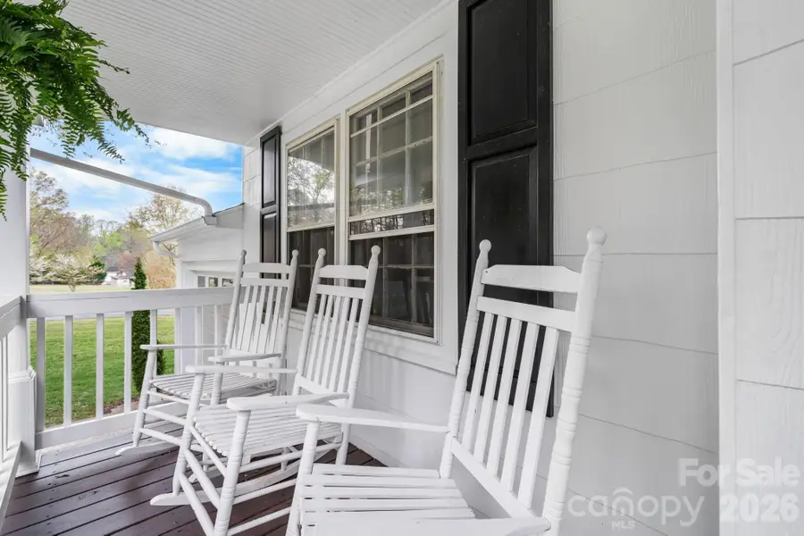 208 S 1st Avenue, Maiden, NC 28650 - #3