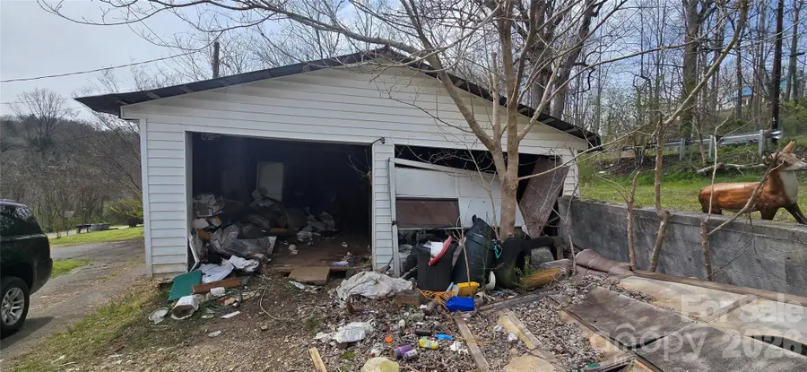 1114 Regal Place Nw, Lenoir, NC 28645 - #3