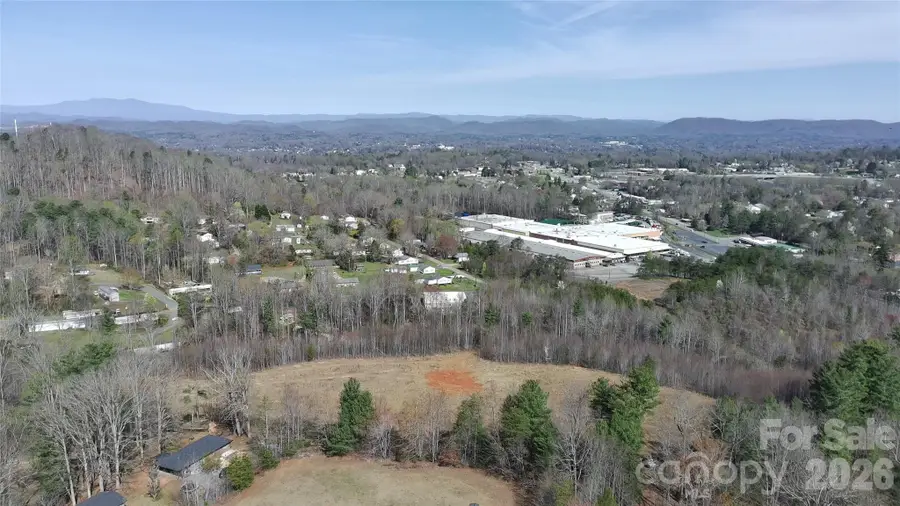 000 Westway Drive Sw, Lenoir, NC 28645 - #3