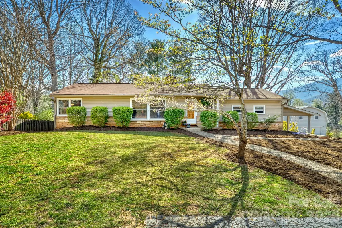 316 Wilson Avenue, Swannanoa, NC 28778 - #1