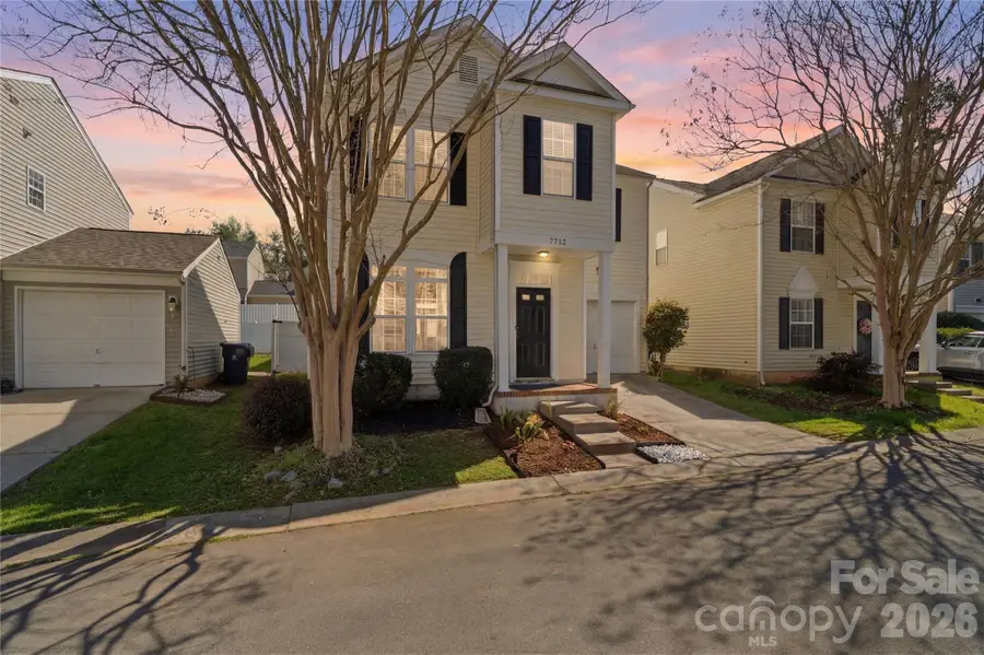 7712 Grapetree Court, Charlotte, NC 28215 - #2