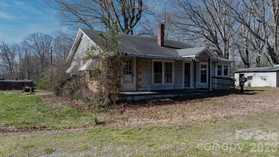 4934 E Nc 10 Highway, Catawba, NC 28609 - #3