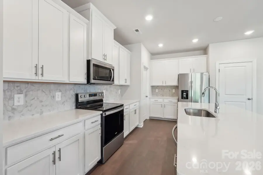 1330 30th Street Lane Ne, Saint Stephens, NC 28613 - #2