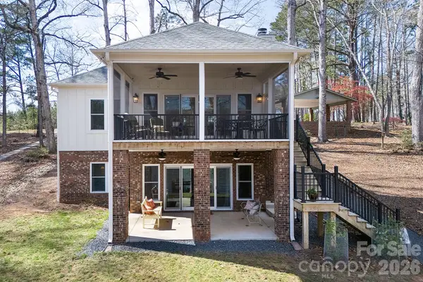689 Emerald Shores Road, Mount Gilead, NC 27306