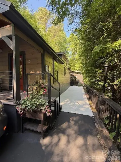 26 S Cumberland Drive, Lake Toxaway, NC 28747 - #3