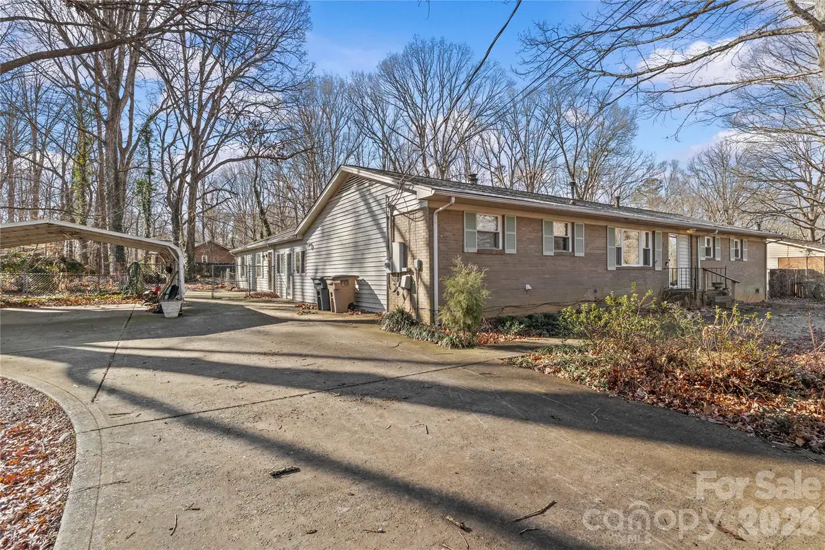 117 Robinson Avenue, Matthews, NC 28104 - #1