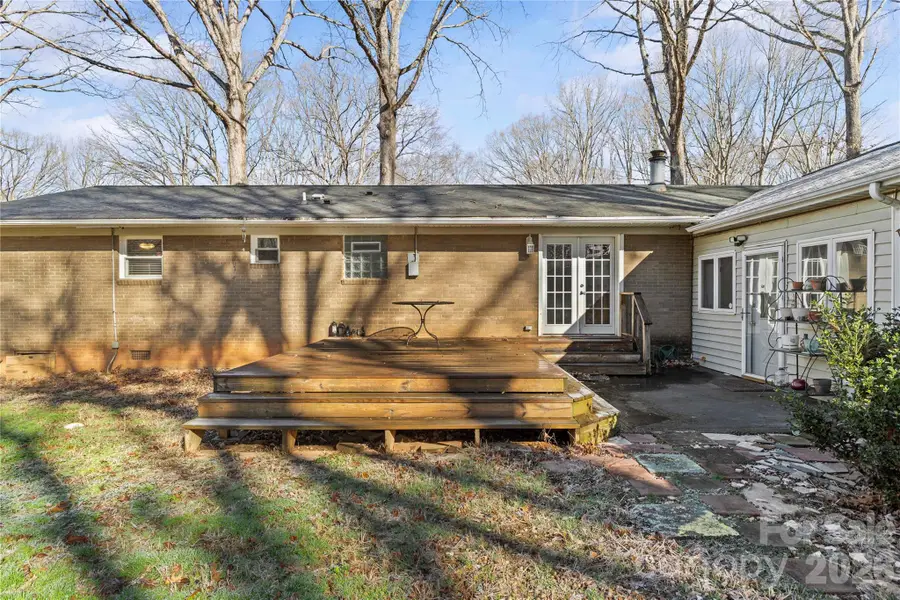 117 Robinson Avenue, Matthews, NC 28104 - #3