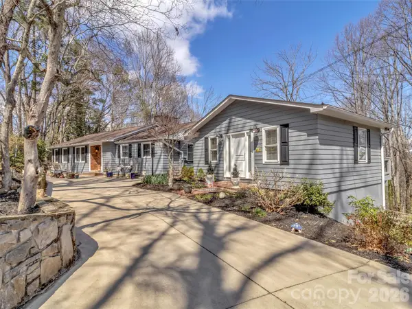 297 Ridge Road, Waynesville, NC 28786