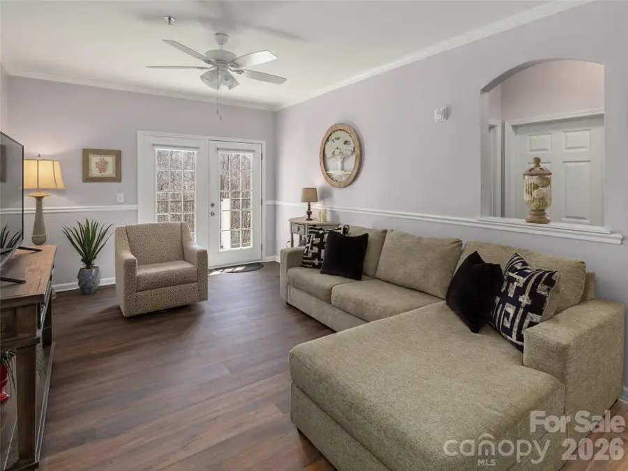 900 Vista Lake Drive #208, Candler, NC 28715 - #3