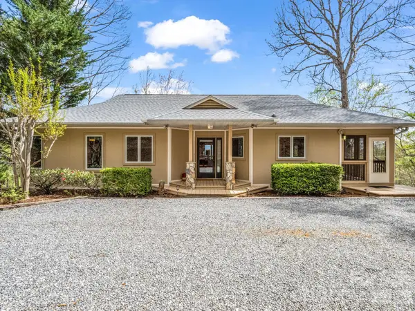 197 Thomas A Edison Road, Lake Lure, NC 28746