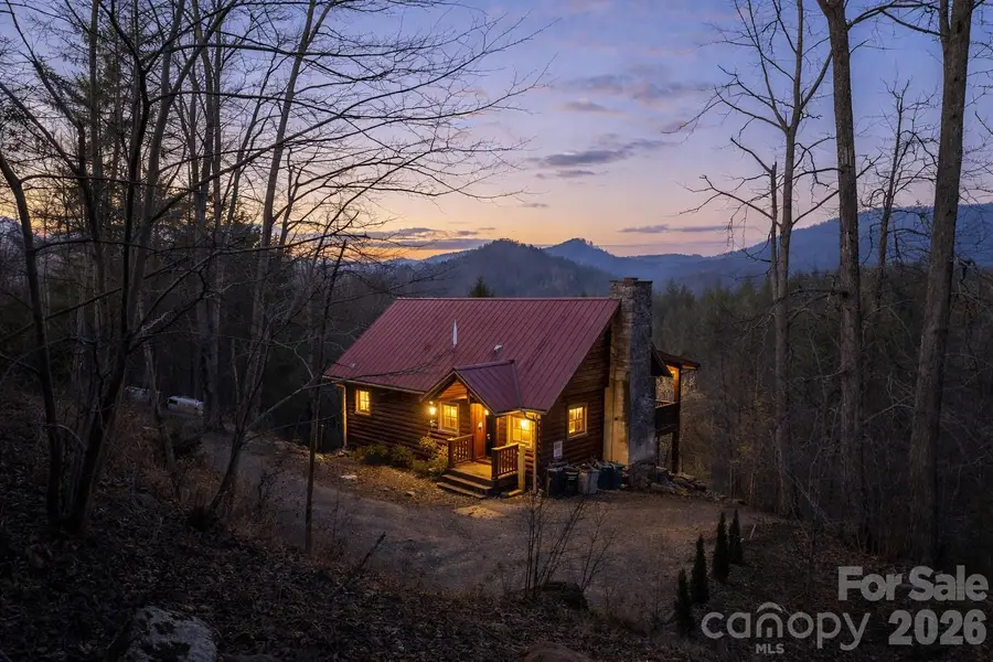 409 Hamlet Drive, Burnsville, NC 28714 - #2